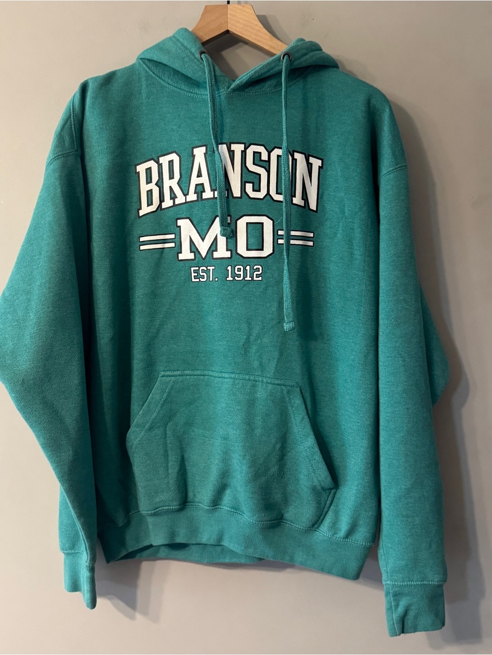 Branson MO Teal Hoodie Sweater | L